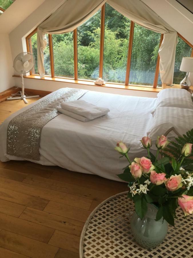 Ralph'S Barn Villa Newport  Luaran gambar